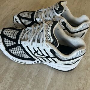 Nike Air Pegasus Men's Athletic Shoes Black White